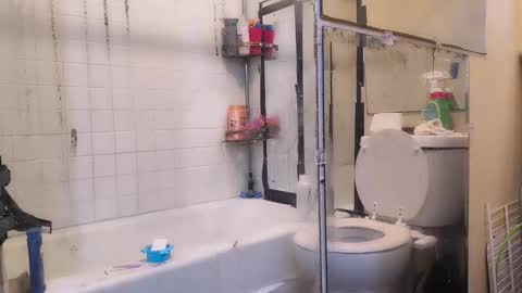 Bootyshows online show from 11-09-25, 01:20