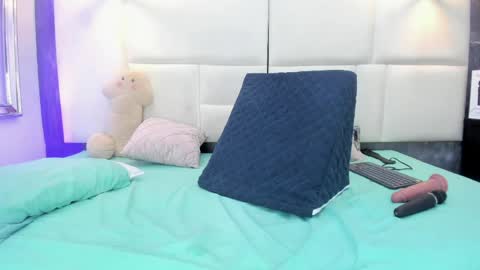 Jana Hancock online show from 04-24-26, 02:08