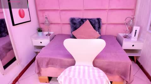 Janah Myers online show from 01-09-26, 01:36