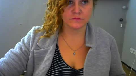 Snapshot of janaloveli chatting on 01-03-25, 08:10 janaloveli online show from 01-03-25, 08:10