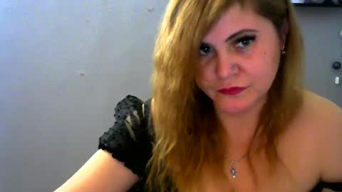 Snapshot of janaloveli chatting on 01-06-25, 07:45 janaloveli online show from 01-06-25, 07:45