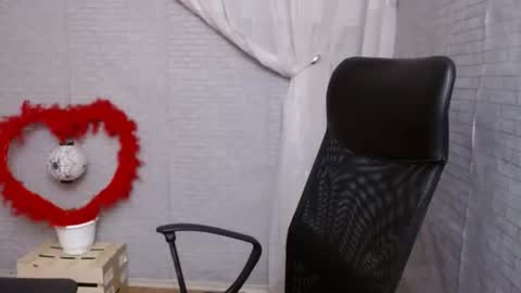 Snapshot of janaloveli chatting on 03-11-25, 09:37 janaloveli online show from 03-11-25, 09:37