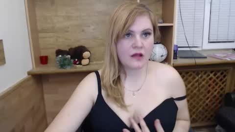 Snapshot of janaloveli chatting on 02-09-26, 05:06 janaloveli online show from 02-09-26, 05:06