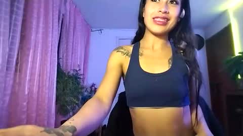 Snapshot of janariivera1 chatting on 09-27-25, 04:17 janariivera1 online show from 09-27-25, 04:17