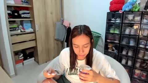 Snapshot of jane_ady chatting on 12-18-24, 01:48 jane_ady online show from 12-18-24, 01:48