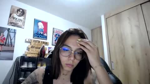 Snapshot of jane_ady chatting on 11-11-25, 12:43 jane_ady online show from 11-11-25, 12:43