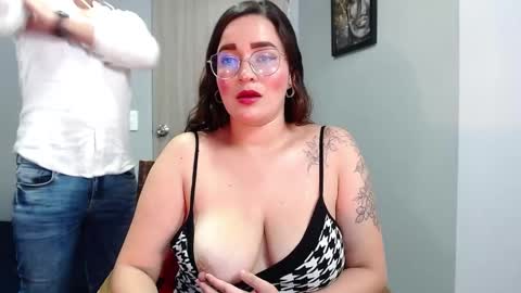    online show from 03-07-25, 10:43