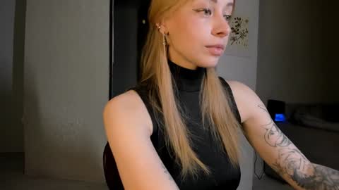 Jane online show from 01-29-25, 07:43