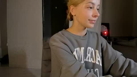 Jane online show from 02-28-25, 08:50