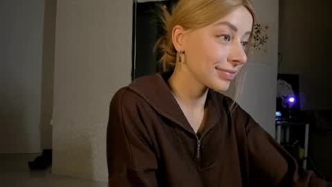 Jane online show from 03-08-25, 08:35