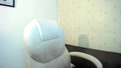 Snapshot of jane_dopler_ chatting on 02-07-25, 01:15 JANE online show from 02-07-25, 01:15