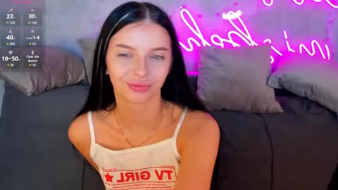 Eva online show from 11-05-25, 12:54