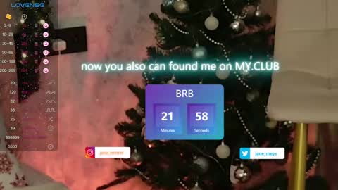Snapshot of jane_meys chatting on 12-25-24, 11:11 your kitty JANE roawww online show from 12-25-24, 11:11