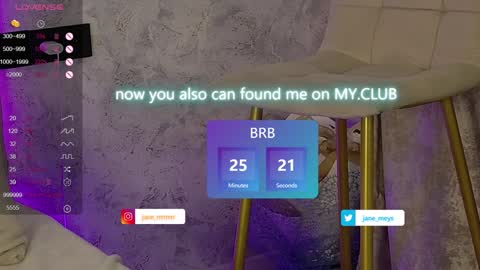 Snapshot of jane_meys chatting on 01-27-25, 08:07 your kitty JANE roawww online show from 01-27-25, 08:07