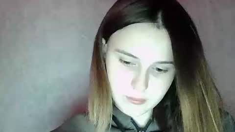 Snapshot of jane_night chatting on 10-22-25, 04:24 Jane online show from 10-22-25, 04:24