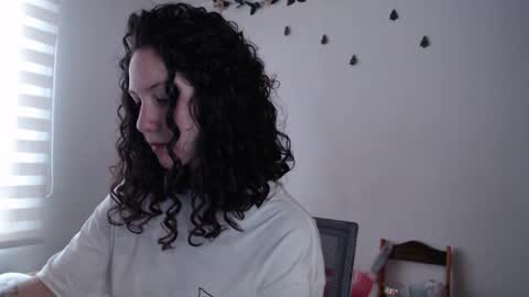 Jane online show from 02-11-25, 10:28