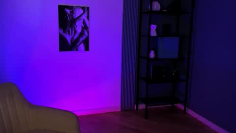 Snapshot of janebyrd chatting on 09-11-25, 02:39 Jane online show from 09-11-25, 02:39