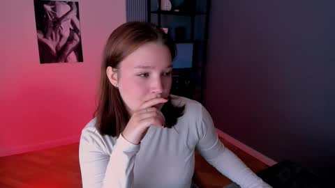 Snapshot of janebyrd chatting on 09-30-25, 02:33 Jane online show from 09-30-25, 02:33