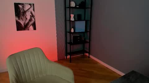 Snapshot of janebyrd chatting on 10-09-25, 02:37 Jane online show from 10-09-25, 02:37