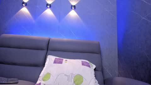 JANE  online show from 01-29-25, 06:54