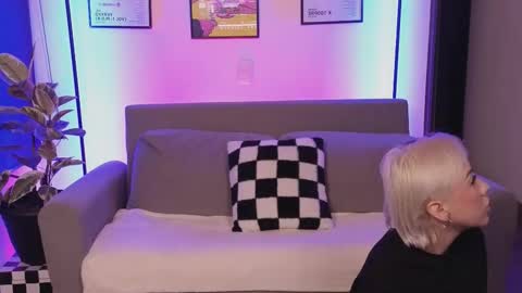 Jane online show from 11-26-25, 12:00