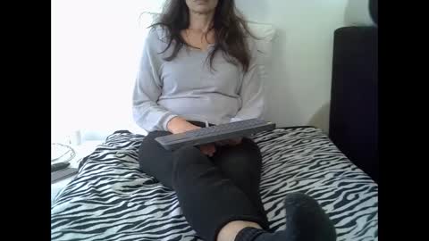 Snapshot of janehotmilf chatting on 01-17-25, 01:46 janehotmilf online show from 01-17-25, 01:46