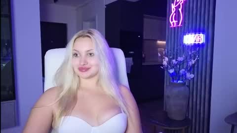 Jane online show from 10-20-25, 08:42