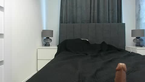 Snapshot of janet_jay_ chatting on 02-12-25, 02:21 Janet online show from 02-12-25, 02:21