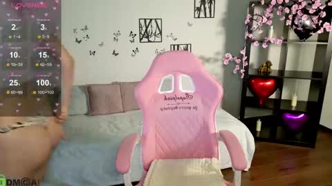 Snapshot of janetcensley chatting on 05-17-26, 09:38 Alexia online show from 05-17-26, 09:38