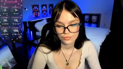Snapshot of janetcensley chatting on 06-05-26, 03:57 Alexia online show from 06-05-26, 03:57