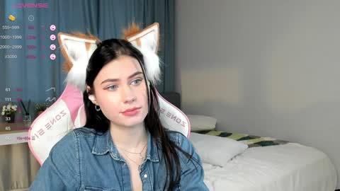 Snapshot of janetfletcher chatting on 01-19-25, 11:12 janetfletcher online show from 01-19-25, 11:12