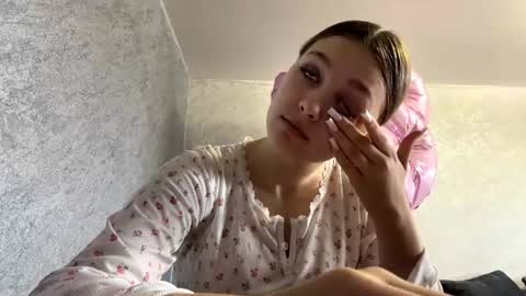 Lilly online show from 07-14-26, 10:21