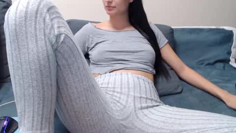 Snapshot of janette_sexy chatting on 09-11-25, 07:47 janette online show from 09-11-25, 07:47