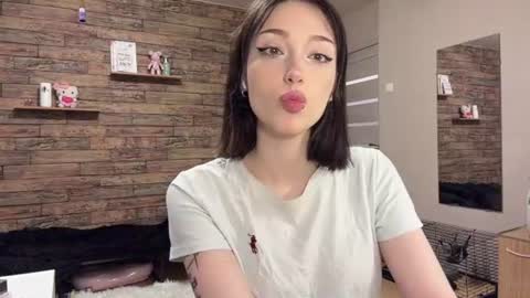 Janette online show from 07-19-26, 07:17