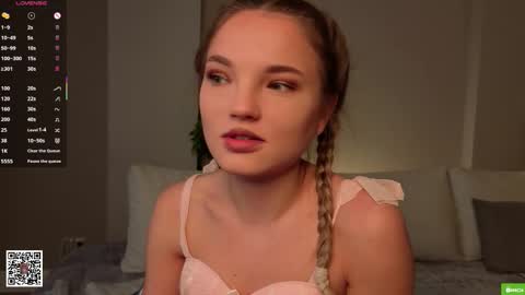 Hi Im Alice and here youll find something online show from 01-16-26, 06:17