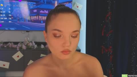 Hi Im Alice and here youll find something online show from 04-12-26, 06:51