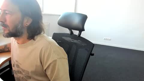 Jan Jerkoff public online show from 01-12-26, 08:19