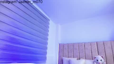 Jane online show from 02-11-26, 06:40