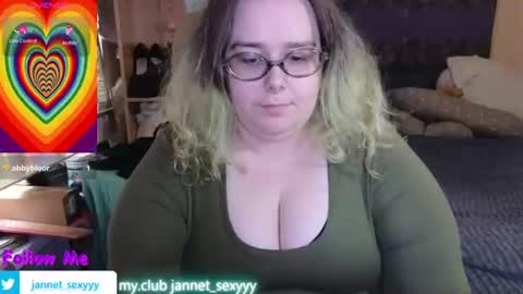 Snapshot of jannet_star chatting on 06-11-26, 02:44 Jannet online show from 06-11-26, 02:44