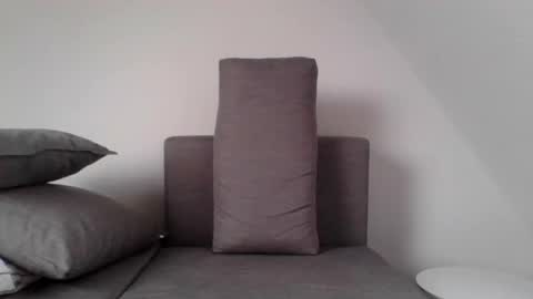 Snapshot of jannis_37 chatting on 10-20-25, 10:49 jannis_37 online show from 10-20-25, 10:49