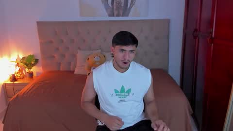 janomar01 online show from 11-20-25, 06:51