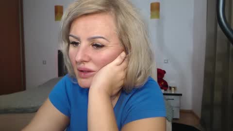 jaqueline88 online show from 12-17-24, 09:07