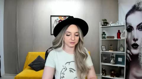 JaquelinLaurent online show from 09-30-25, 06:57