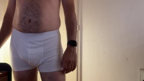 Snapshot of jarabedecereza chatting on 02-21-26, 08:21 MRA online show from 02-21-26, 08:21