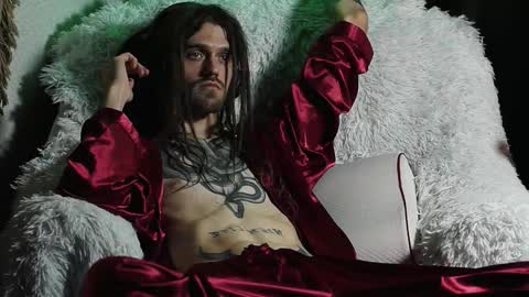 Snapshot of jaredhighborne chatting on 03-07-26, 03:09 K online show from 03-07-26, 03:09