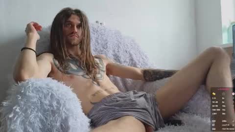 Snapshot of jaredhighborne chatting on 03-12-26, 01:50 K online show from 03-12-26, 01:50