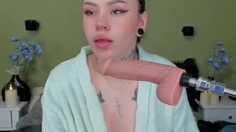 Snapshot of jas_miin chatting on 02-22-25, 08:40 Maria online show from 02-22-25, 08:40