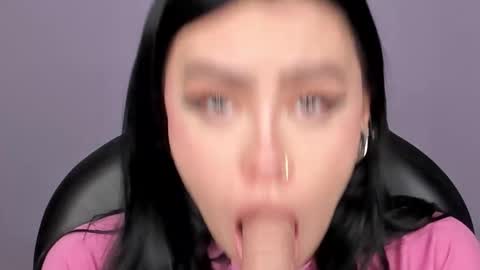 Snapshot of jas_miin chatting on 09-23-25, 02:03 Maria online show from 09-23-25, 02:03