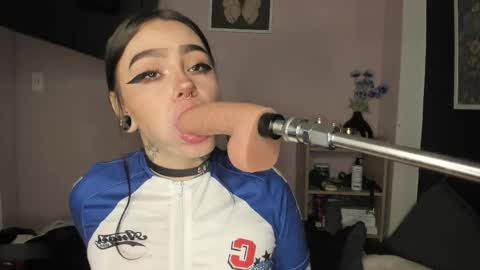 Maria online show from 04-25-26, 03:09