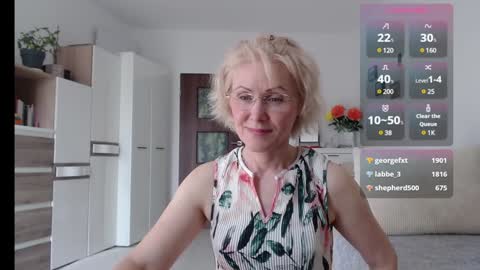 Snapshot of jasmin18v chatting on 03-09-25, 01:26 Jasmin room for people 40 online show from 03-09-25, 01:26